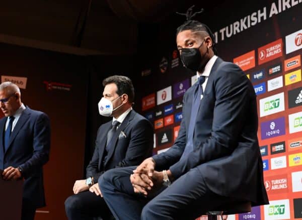 dimitris Itoudis Will Clyburn CSKA Moscow