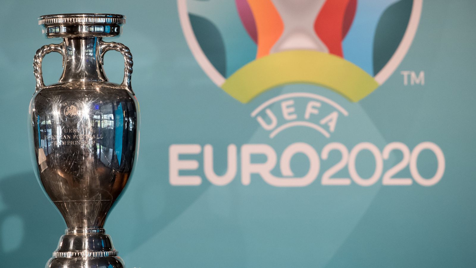 euro 2020 trophy