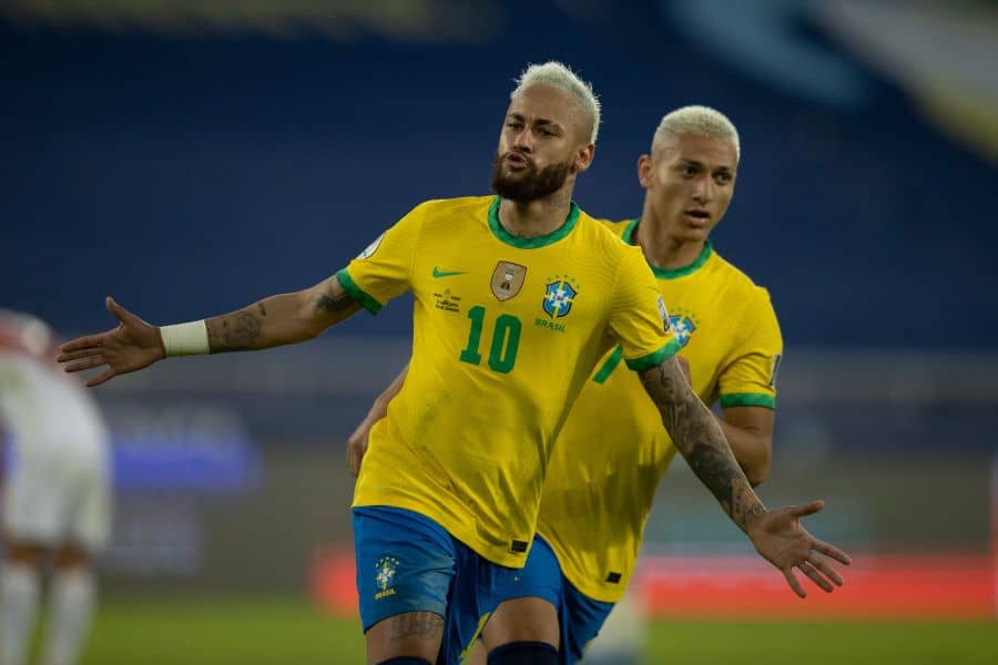 neymar richarlison brazil peru copa america 2021