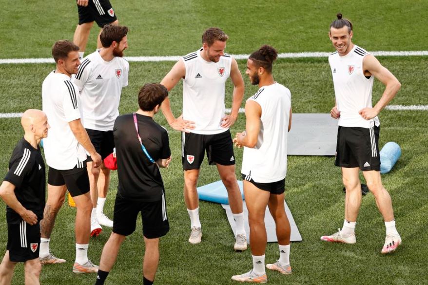 wales national team Gareth Bale training euro 2020