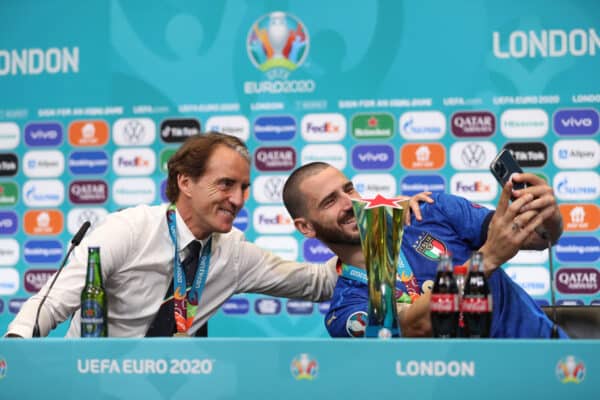 3 mancini bonucci selfie