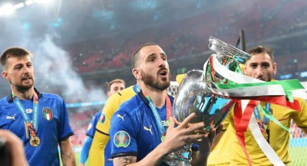 euro 2020 italy trophy