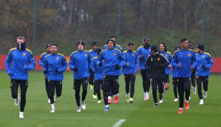 manchester united training champions league