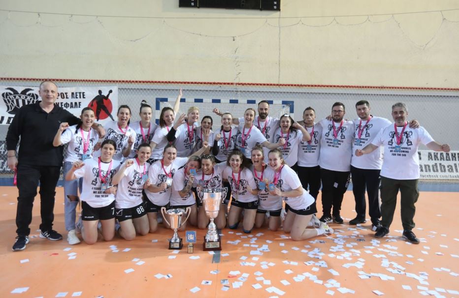 paok women handball double champions 2022