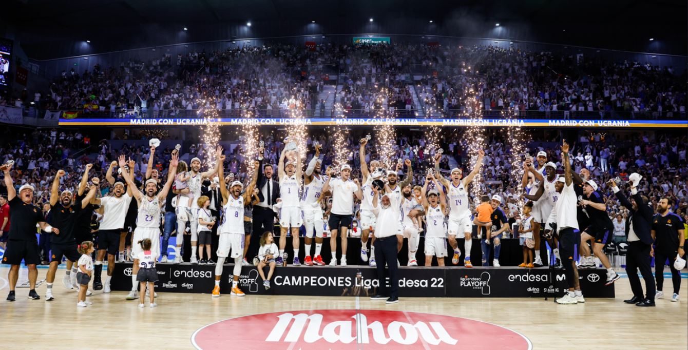 Real Madrid campeones champions spain basketball