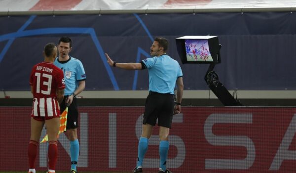 Felix Brych olympiacos porto