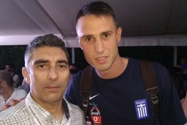 nikos stratis odysseas vlachodimos kingsport.gr