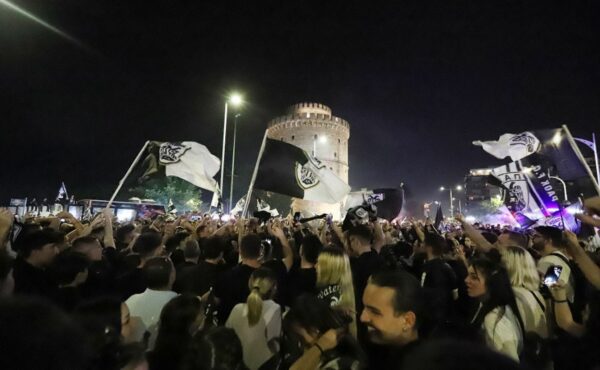 leukos pirgos thessaloniki paok (1)