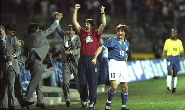 12 stats Cesare Maldini Italy