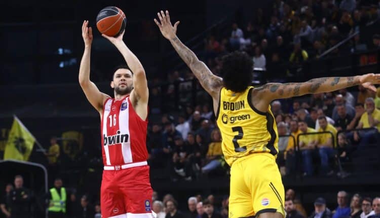 aek olympiacos papanikolaou brown