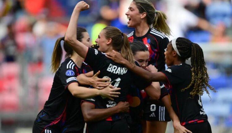 lyon women