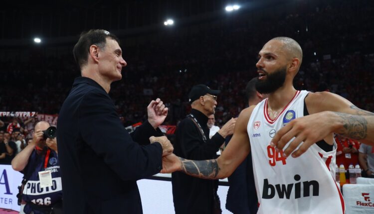 fournier bartzokas olympiacos