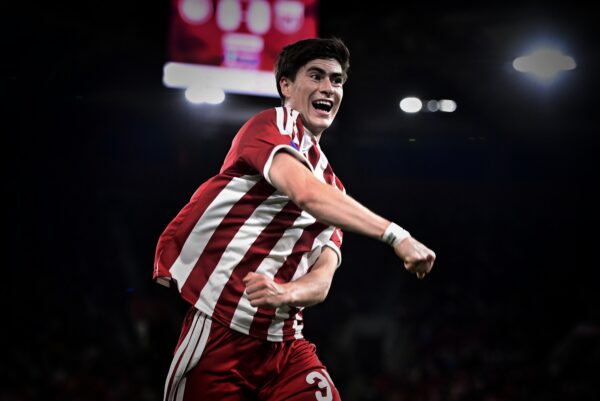 Hormiga-gonzales-olympiacos-volos